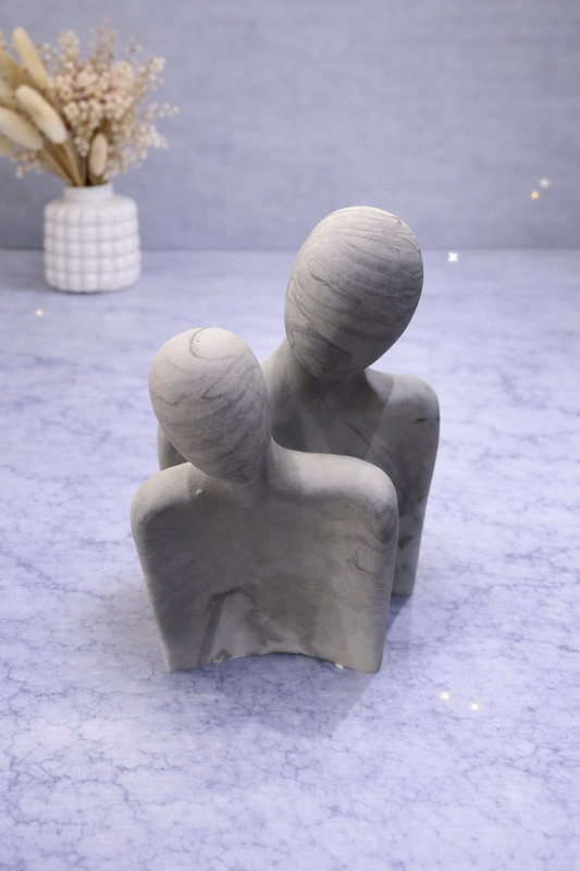 Serena – Sculpture décorative en Jesmonite